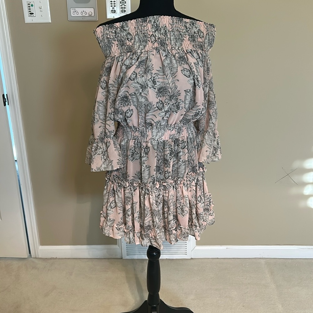 Misa Los Angeles Pink off the shoulder dress L